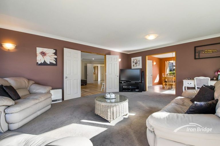 Photo of property in 84 Landing Drive, Albany, Auckland, 0632