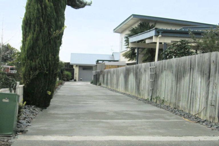 Photo of property in 37 Avondale Road, Taradale, Napier, 4112