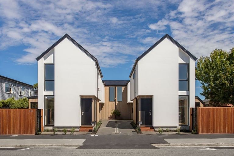 Photo of property in 2/51 Maxwell Street, Riccarton, Christchurch, 8041