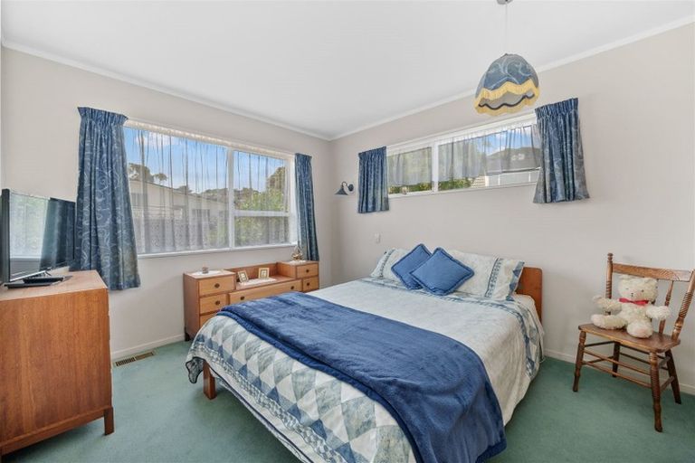 Photo of property in 10 Spinnaker Drive, Whitby, Porirua, 5024