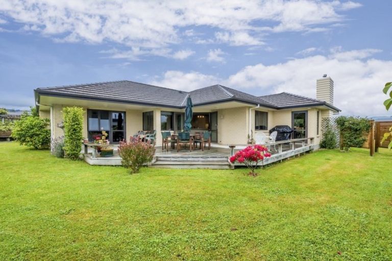 Photo of property in 20 Ludlam Way, Otaki, 5512