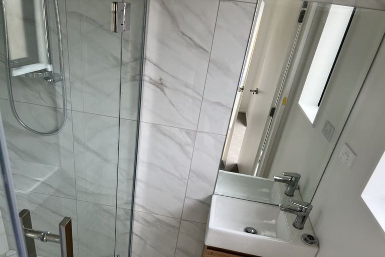 Photo of property in 10 Aumarire Lane, Favona, Auckland, 2024