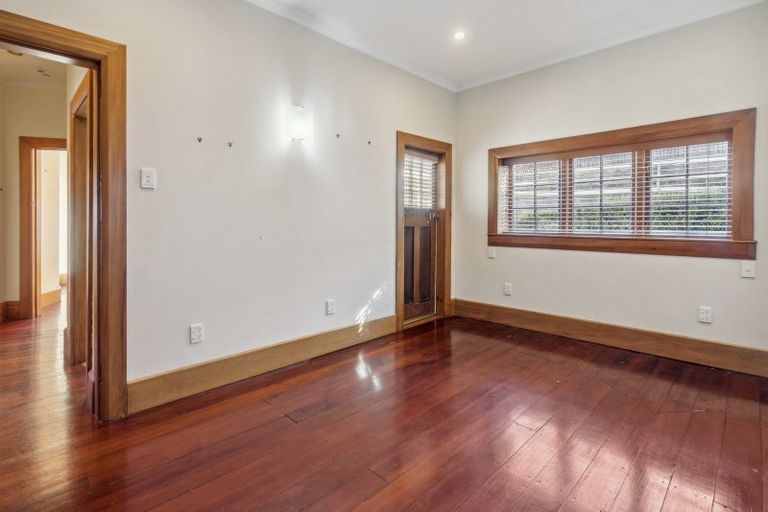 Photo of property in 6 Hataitai Road, Hataitai, Wellington, 6021