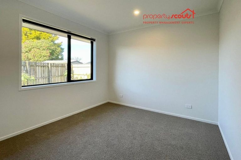 Photo of property in 25a Woodleigh Street, Frankleigh Park, New Plymouth, 4310