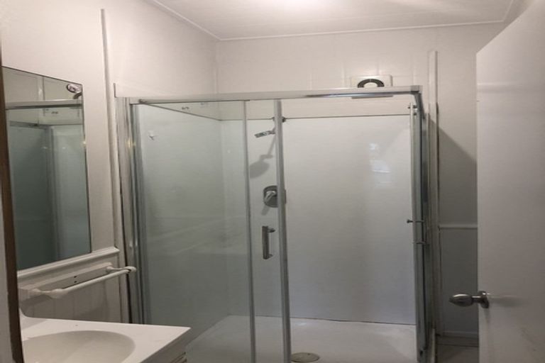 Photo of property in 56 Old Wairoa Road, Papakura, 2110