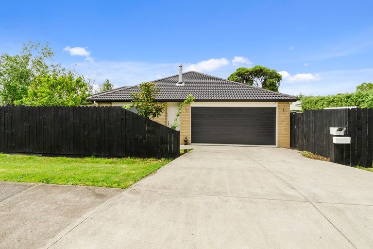 Photo of property in 2 Puriri Road, Pukekohe, 2120