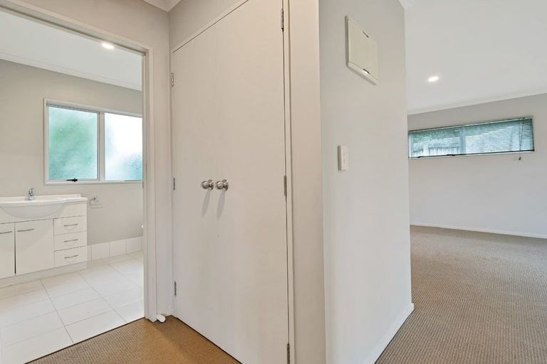 Photo of property in 26 Kellett Road, Ranui, Auckland, 0612
