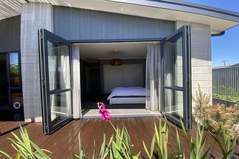 Photo of property in 6a Kauri Street, Taradale, Napier, 4112