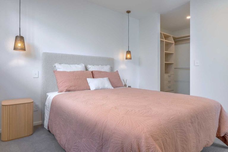 Photo of property in 39 Jack Hanley Drive, Jacks Point, Queenstown, 9371