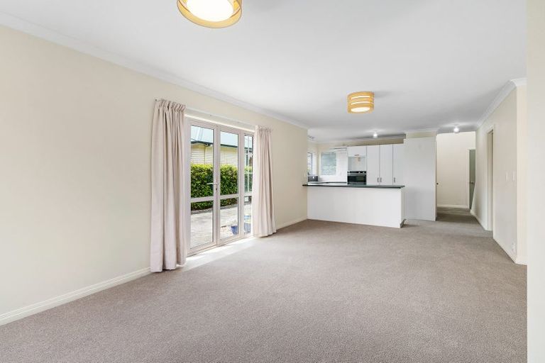 Photo of property in 77a Taylor Street, Cambridge, 3434