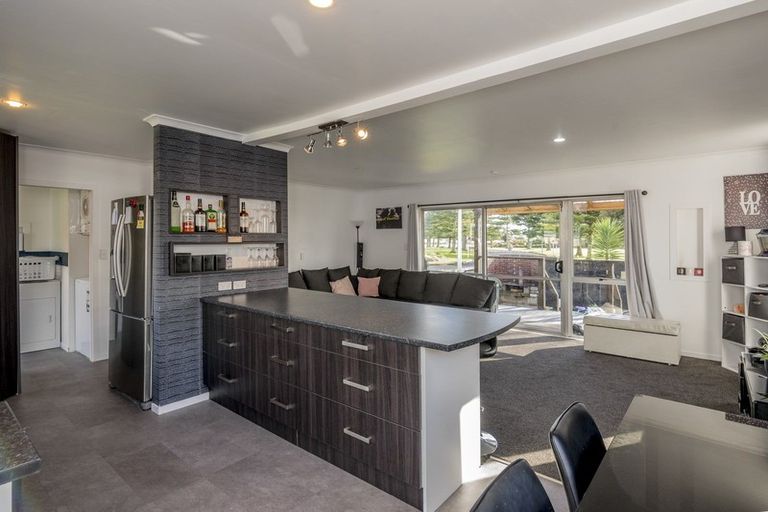Photo of property in 33 Adkin Avenue, Levin, 5510