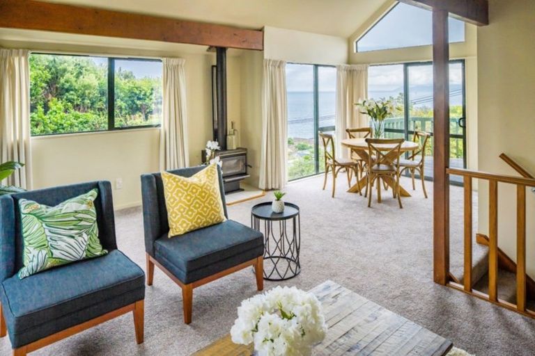 Photo of property in 9 Haunui Way, Pukerua Bay, 5026