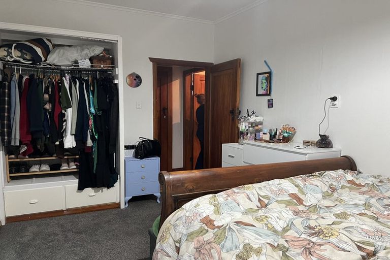 Photo of property in 4/5 Benares Street, Khandallah, Wellington, 6035