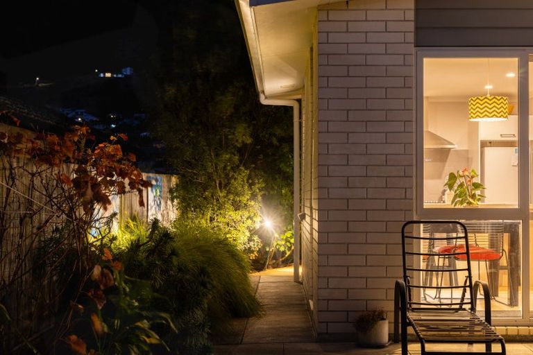 Photo of property in 23 Mahia Lane, Waikanae, 5036