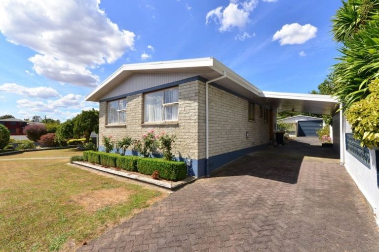 Photo of property in 2 Gordon Place, Leamington, Cambridge, 3432