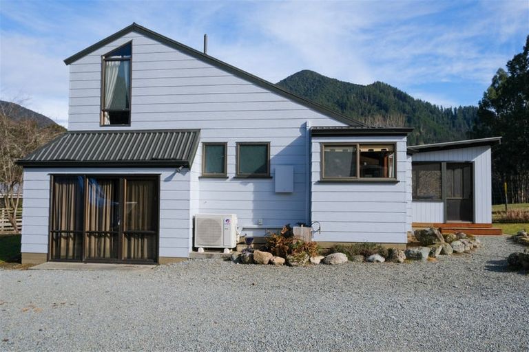 Photo of property in 53 Porika Road, Rotoroa, Murchison, 7077