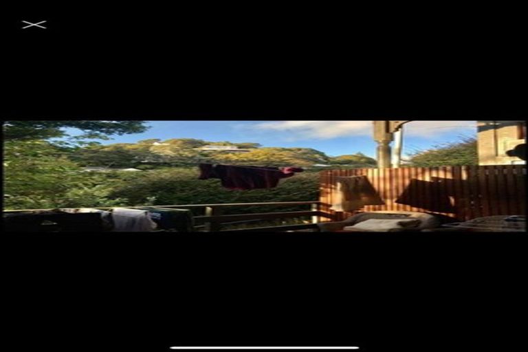 Photo of property in 2/136 Glenmore Street, Northland, Wellington, 6012