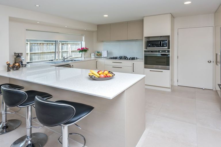 Photo of property in 99 Bayvista Drive, Karaka, Papakura, 2113