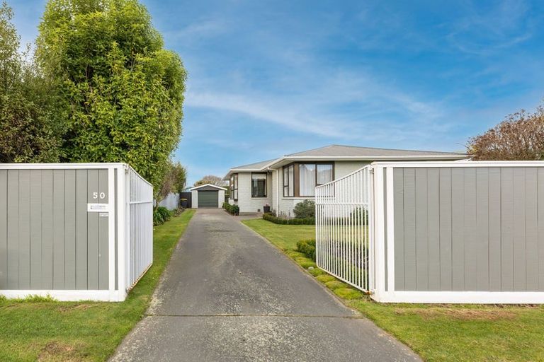 Photo of property in 50 Boston Avenue, Hornby, Christchurch, 8042