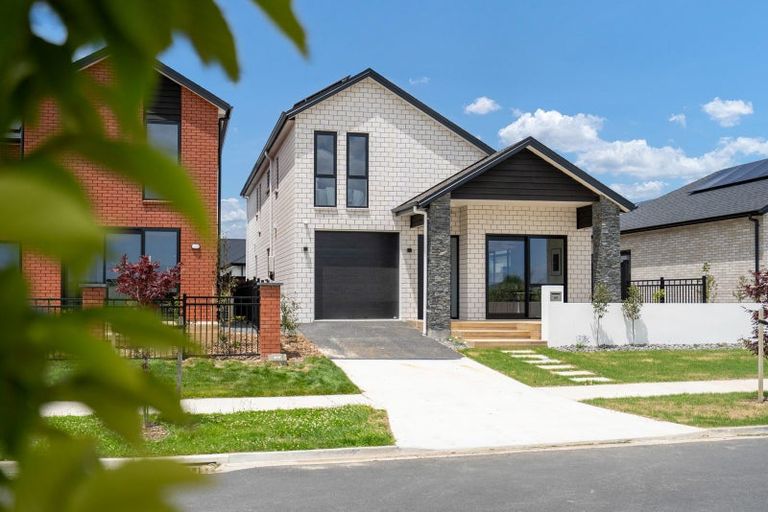 Photo of property in 40 Isobel Hodgson Drive, Cambridge, 3434