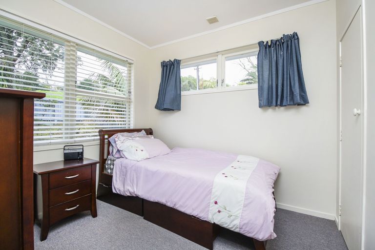 Photo of property in 476 Don Buck Road, Massey, Auckland, 0614