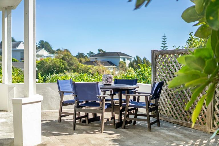 Photo of property in 20 Portage Place, Whitby, Porirua, 5024