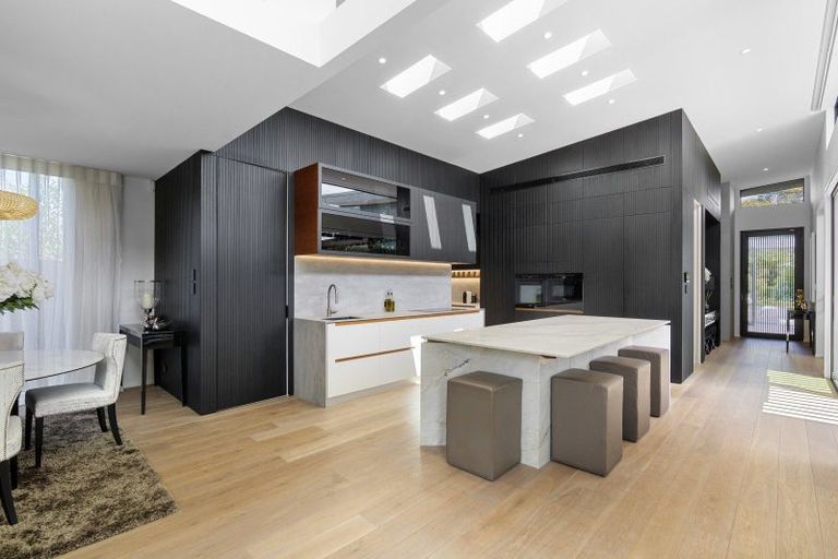 Photo of property in 32 Queens Avenue, Merivale, Christchurch, 8014