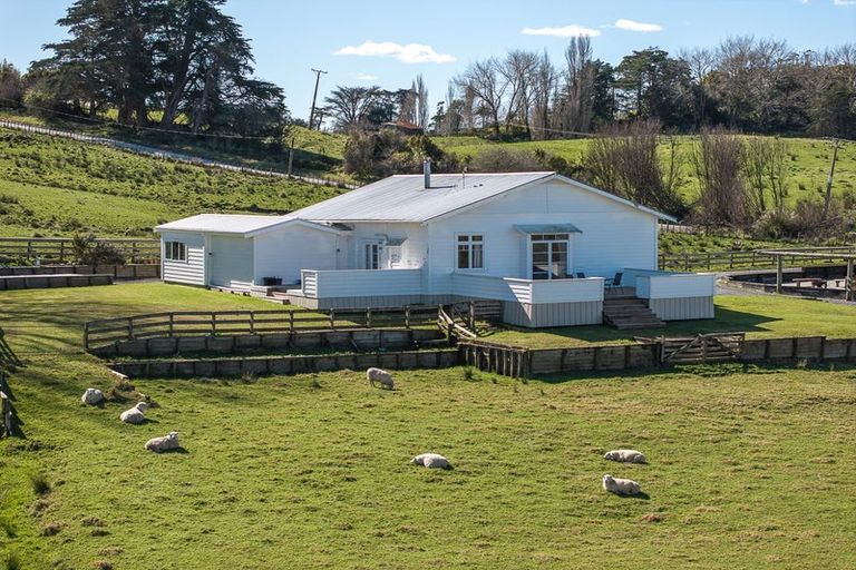 Photo of property in 27 Church Hill Road, Port Albert, Wellsford, 0973