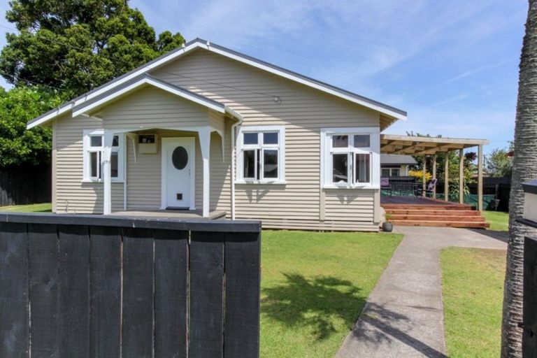 Photo of property in 39 Mouatt Street, Waitara, 4320