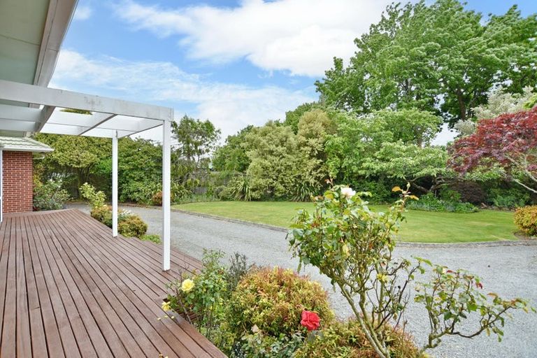 Photo of property in 16 Larch Place, Casebrook, Christchurch, 8051