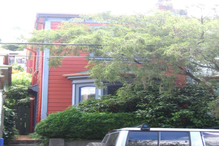 Photo of property in 114 Aro Street, Aro Valley, Wellington, 6021
