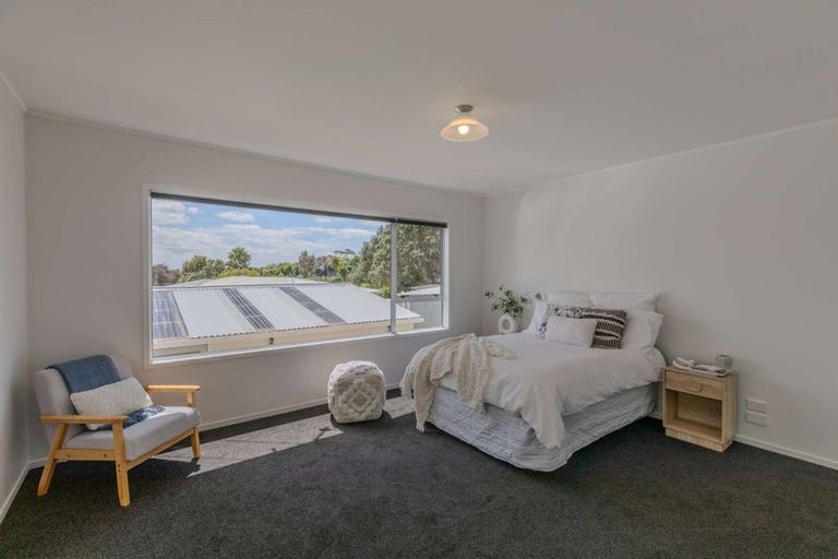 Photo of property in 36 Tiri Road, Manly, Whangaparaoa, 0930