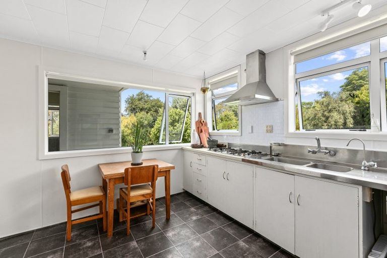 Photo of property in 31 Domain Road, Waipawa, 4210