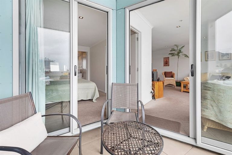 Photo of property in 310/332 Maunganui Road, Mount Maunganui, 3116