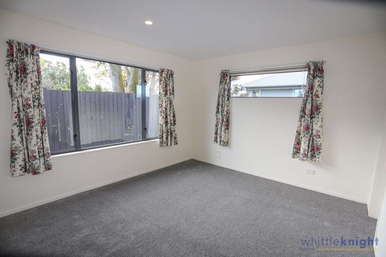 Photo of property in 124a Halswell Junction Road, Halswell, Christchurch, 8025