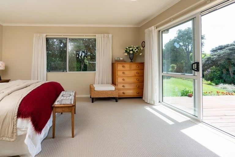 Photo of property in 27 Jacks Bush Road, Waikanae, 5391
