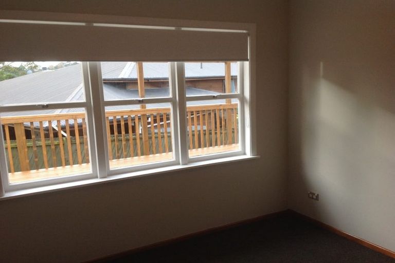 Photo of property in 89 Verbena Road, Birkdale, Auckland, 0626