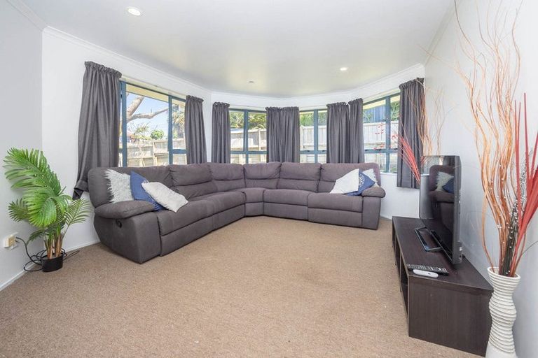 Photo of property in 3 Lloyd Drive, Nawton, Hamilton, 3200