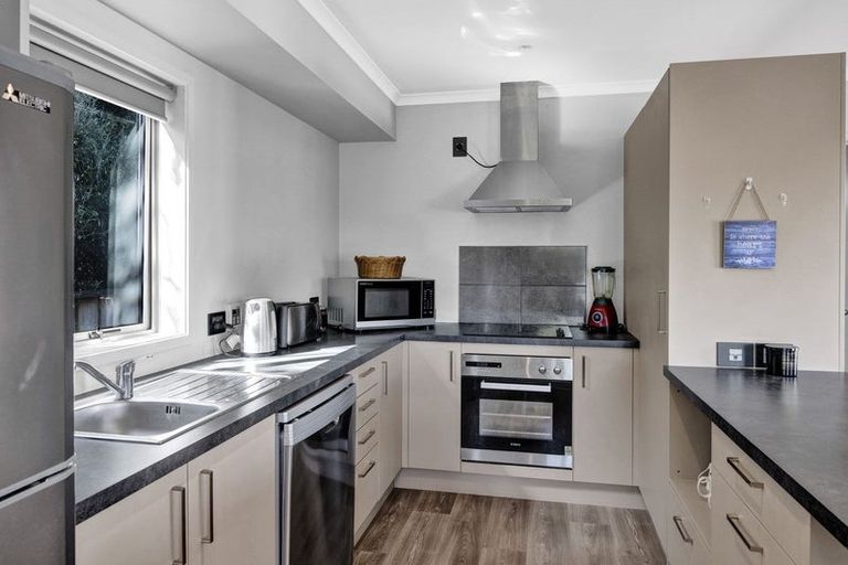 Photo of property in 90 Reid Avenue, Hawera, 4610