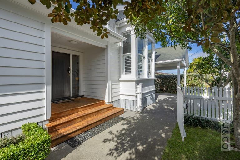 Photo of property in 25 George Street, Riverhead, 0820