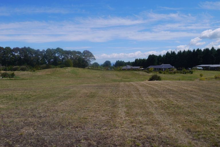 Photo of property in 5/500 Kinloch Road, Kinloch, Taupo, 3377