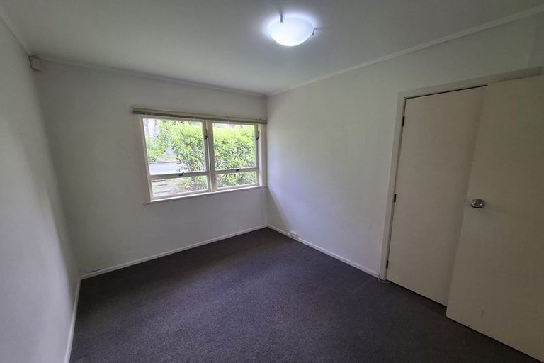Photo of property in 1/51 Seine Road, Forrest Hill, Auckland, 0620