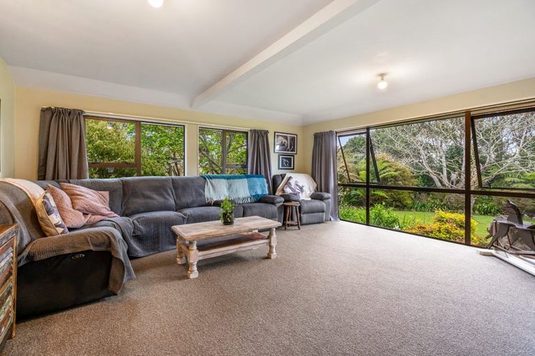 Photo of property in 211 Gray Road, Te Kamo, Kamo, 0185