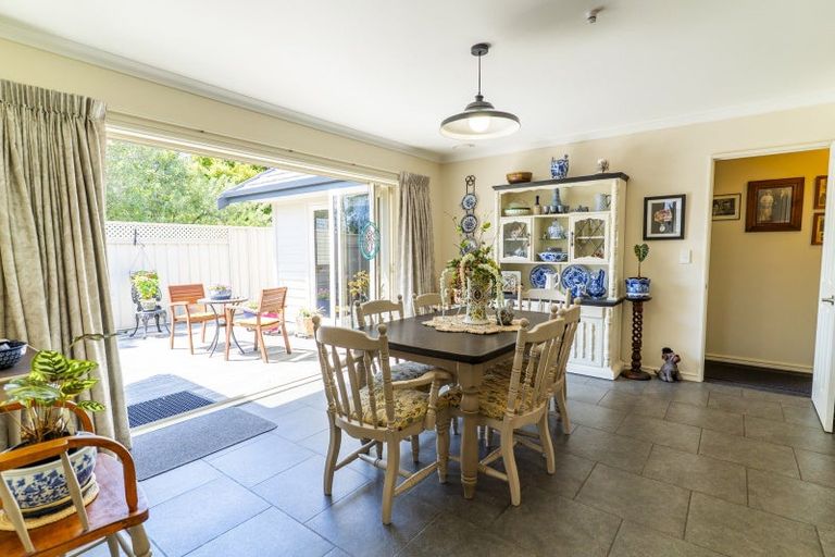 Photo of property in 6 Crosby Street, Havelock North, 4130