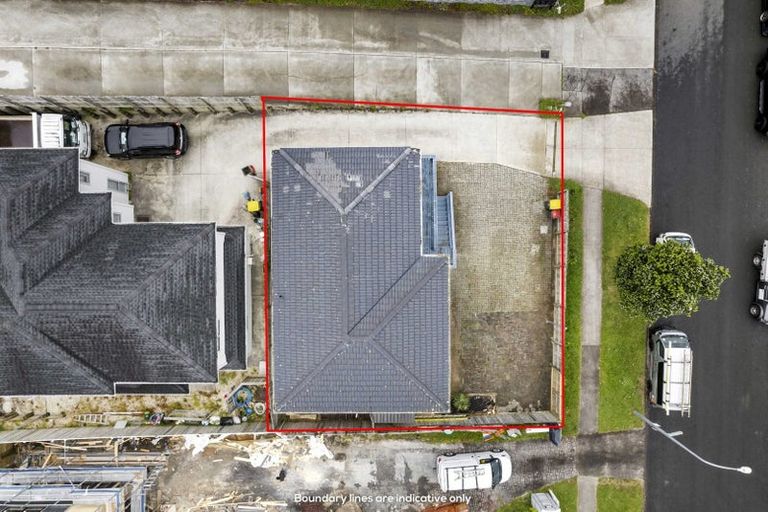 Photo of property in 19 Minaret Drive, Bucklands Beach, Auckland, 2014