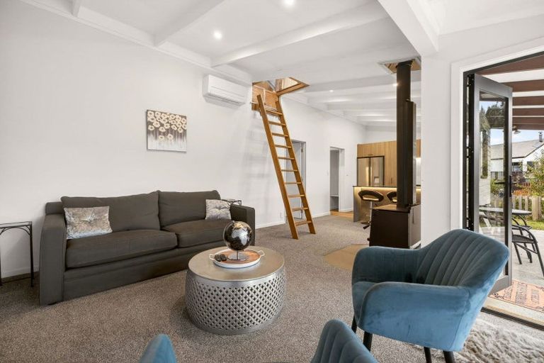 Photo of property in 1b Dart Place, Fernhill, Queenstown, 9300