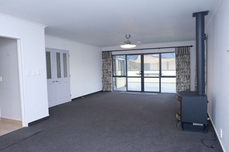 Photo of property in 7/5 Court Road, Tawa, Wellington, 5028