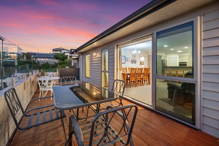 Photo of property in 8 Utopia Park Heights, Welcome Bay, Tauranga, 3112