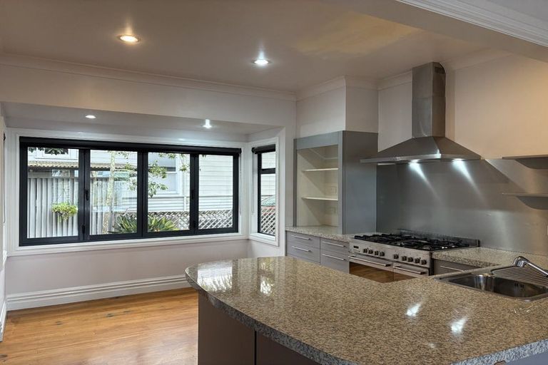 Photo of property in 22 Muir Street, Te Hapara, Gisborne, 4010