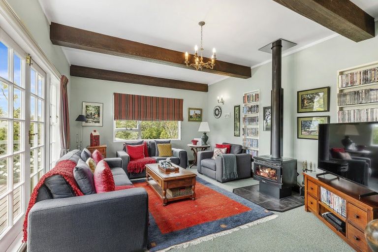 Photo of property in 37 Beauchamp Street, Karori, Wellington, 6012